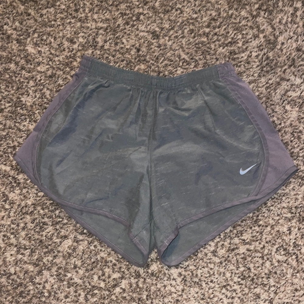 Girls nike running shorts